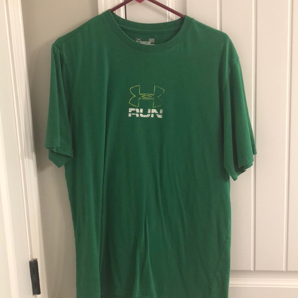 Under armour t shirt